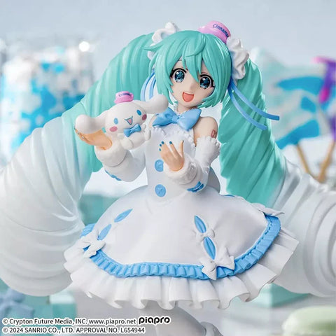 Sega Luminasta Hatsune Miku x Cinnamorol